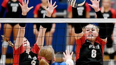 Newton volleyball ends season after regional loss to Bondurant-Farrar