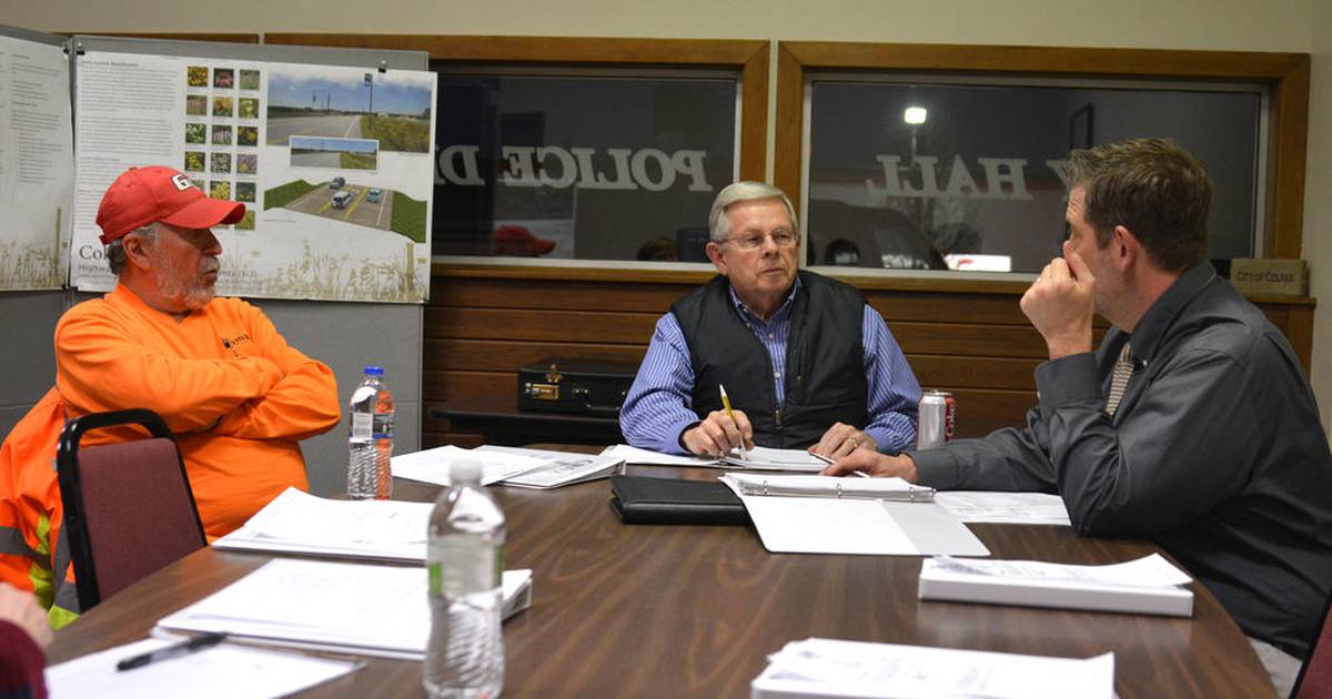 Radios for ambulances, firetrucks discussed at Colfax budget