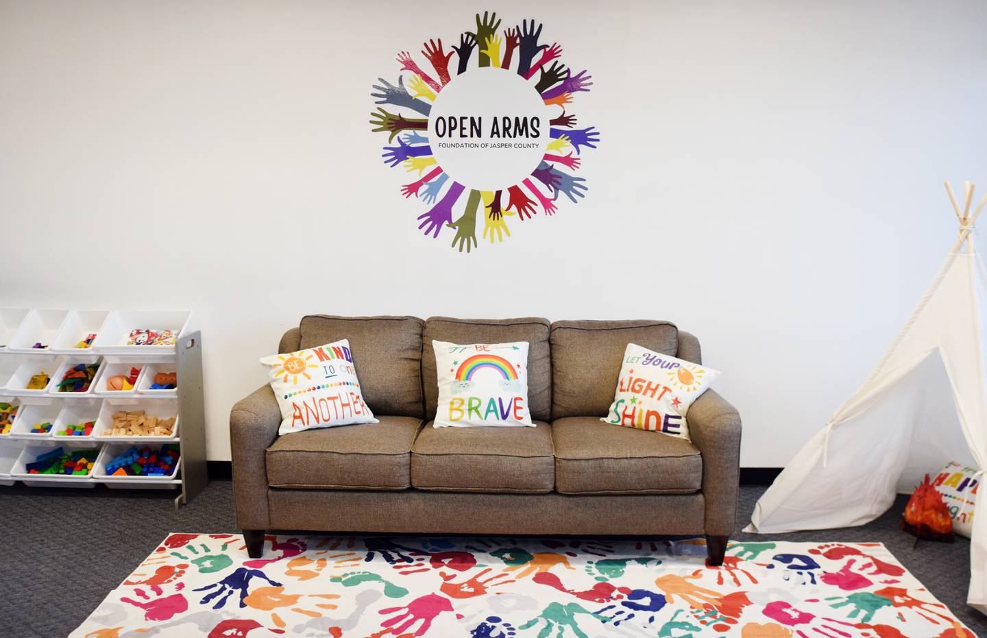 The family room of the Open Arms Foundation of Jasper County is an inviting environment that organizers hope will be used for visitations.