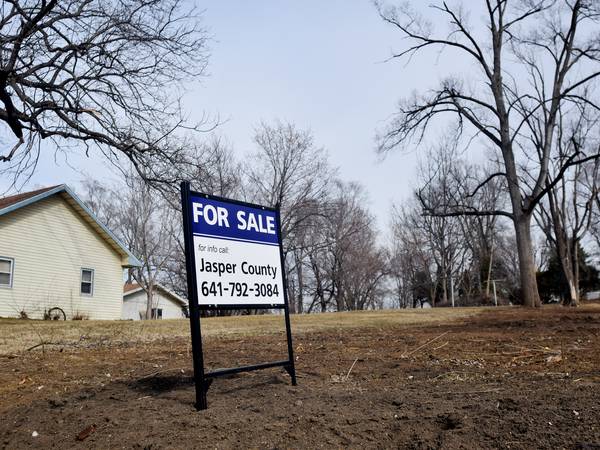 Jasper County puts 0.22-acre parcel up for sale
