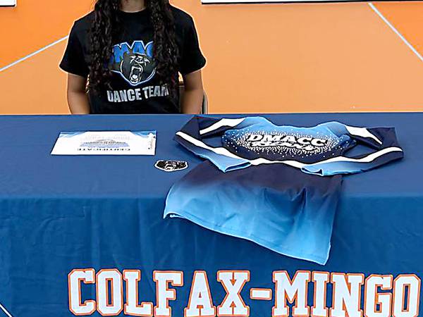 Colfax-Mingo’s Snyder chooses DMACC dance team