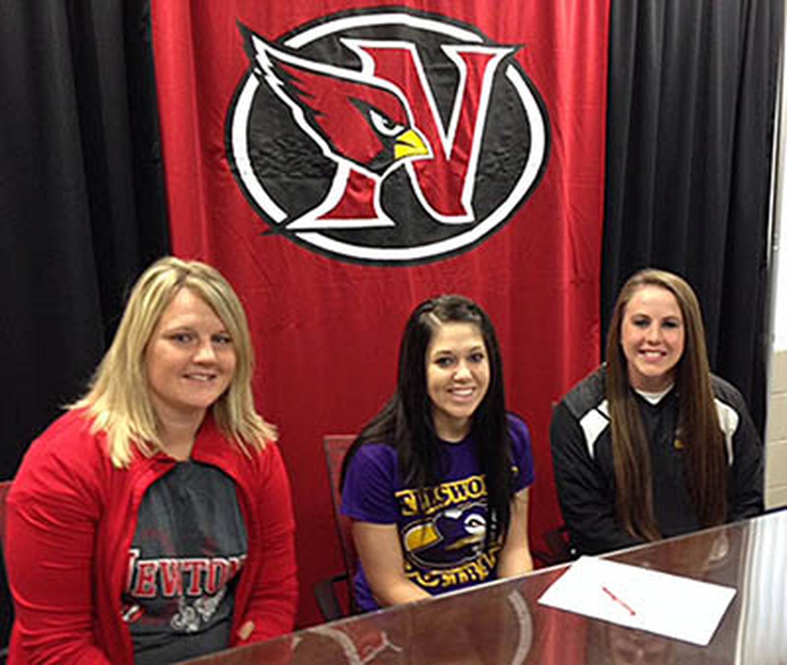 Hoffman signs to play softball at Ellsworth Newton Daily News