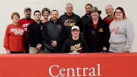 PCM’s Tool chooses Central College wrestling