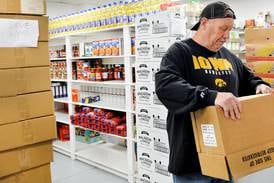 FNNB Bank holds public food drive to keep local pantry full