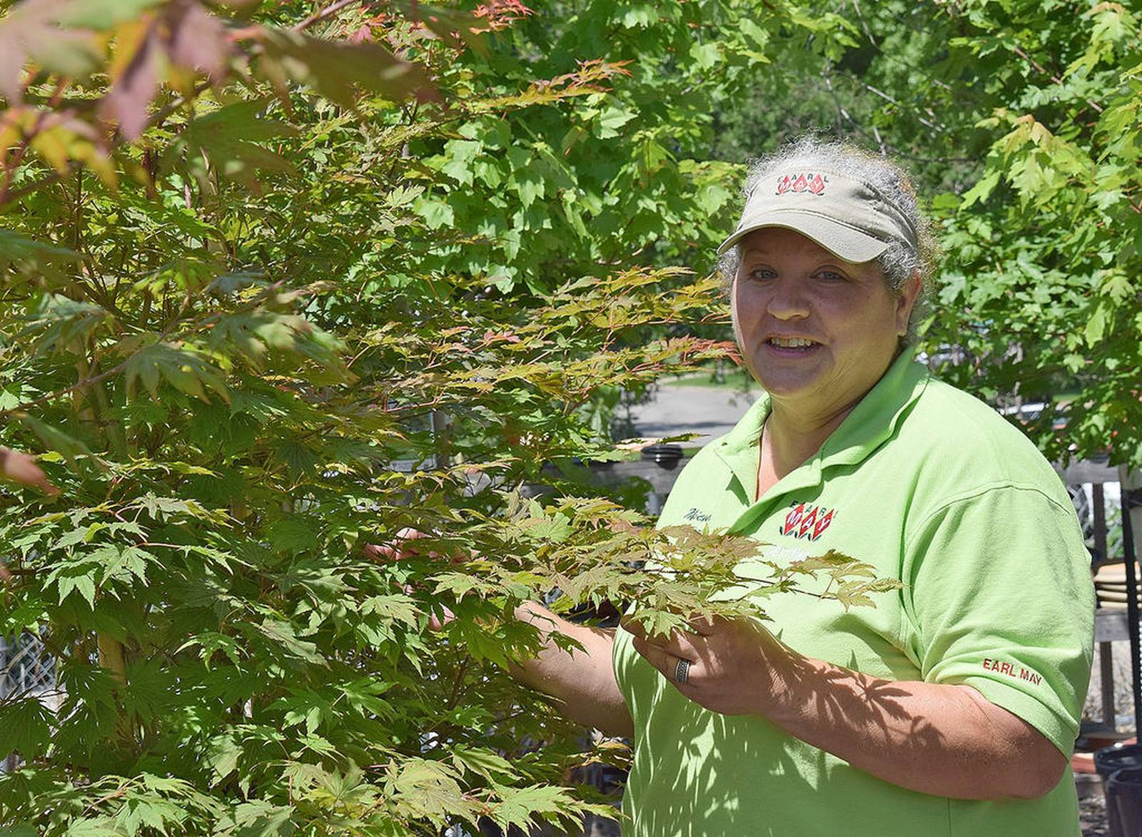 Earl May celebrates 100 years in business – Newton Daily News