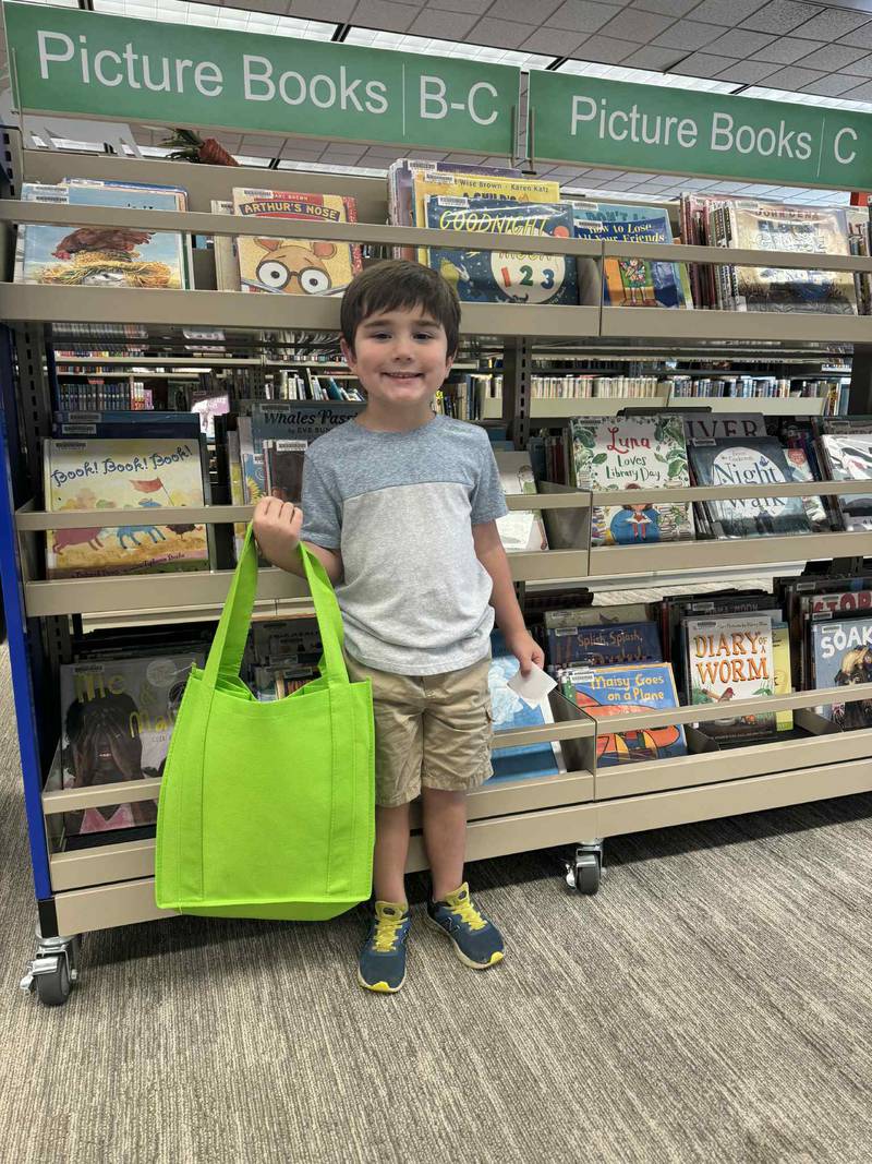1,000 Books, Kayden Swets