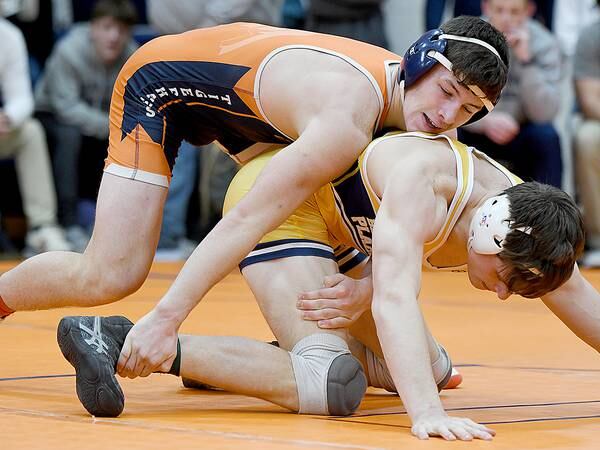 Baxter wrestlers take fifth at Dennis Field Invitational