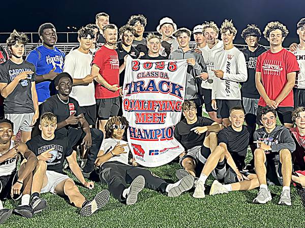 Cardinals win first district title since 1963