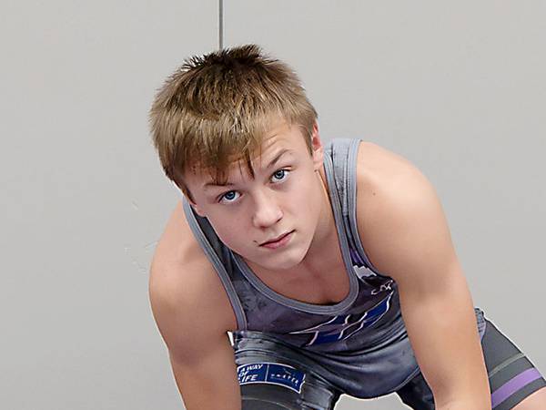 Poage, Kincaid lead Bolts at pair of wrestling tournaments 