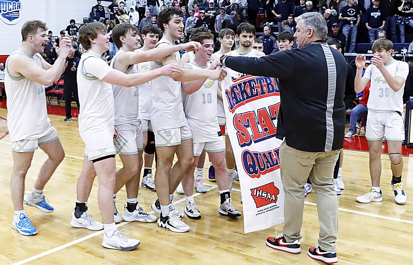 Lynnville-Sully boys' basketball team