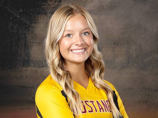 Mustang volleyball rallies past Cardinal
