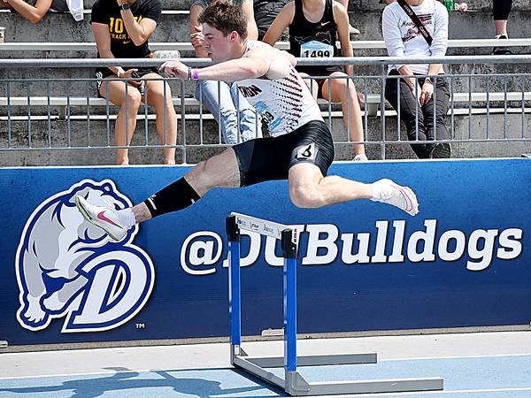 Busy Klein leads Cardinals at Drake Relays