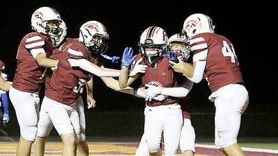 Fifth-ranked Mustangs rout Albia on Homecoming