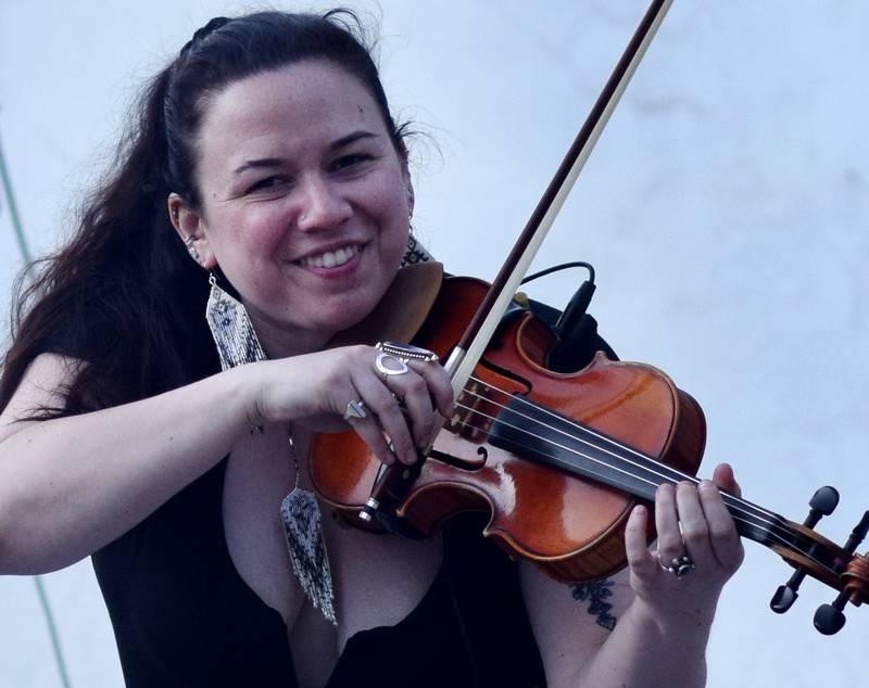 Dueling Fiddles, a Des Moines-based group featuring Hanna Wolle and Geneviève Gros-Louis Salamone, performed Thursday, June 8 as part of the Maytag Bowl Summer Concert Series in Newton.