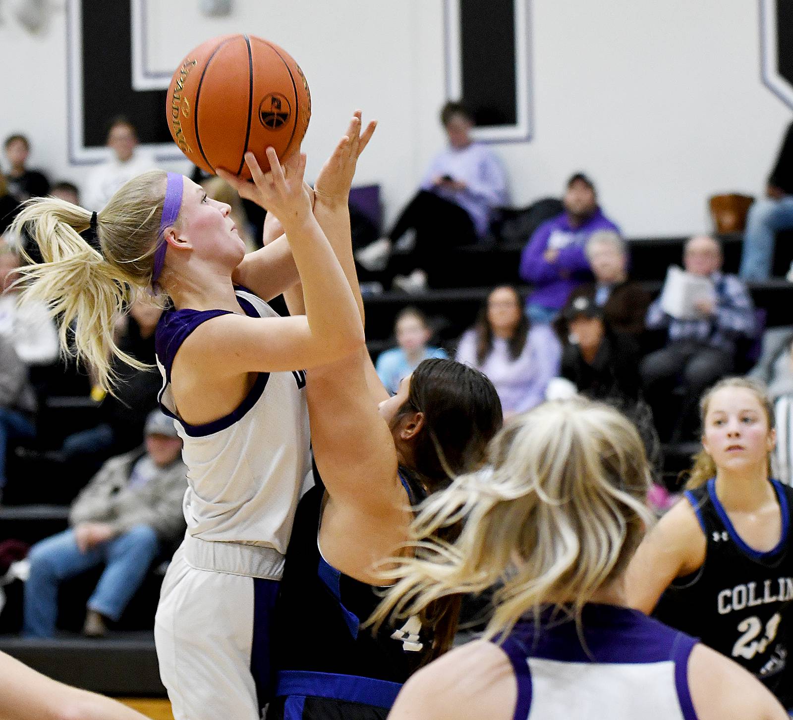 Defense guides Baxter girls past CollinsMaxwell Newton Daily News