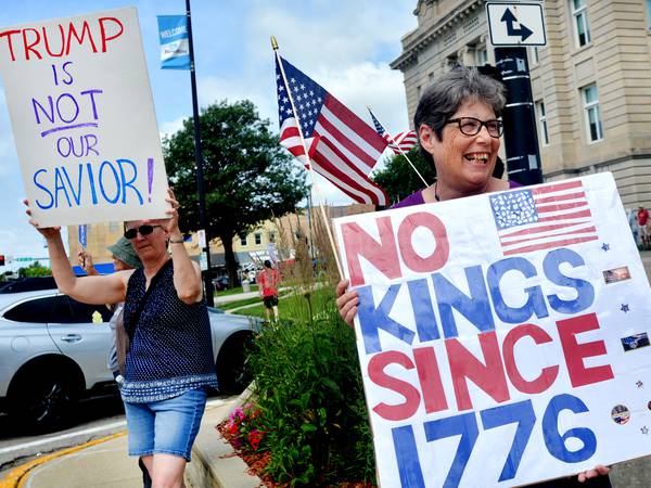 Nationwide ‘No Kings’ protests sees Iowans gather in Newton to show resistance